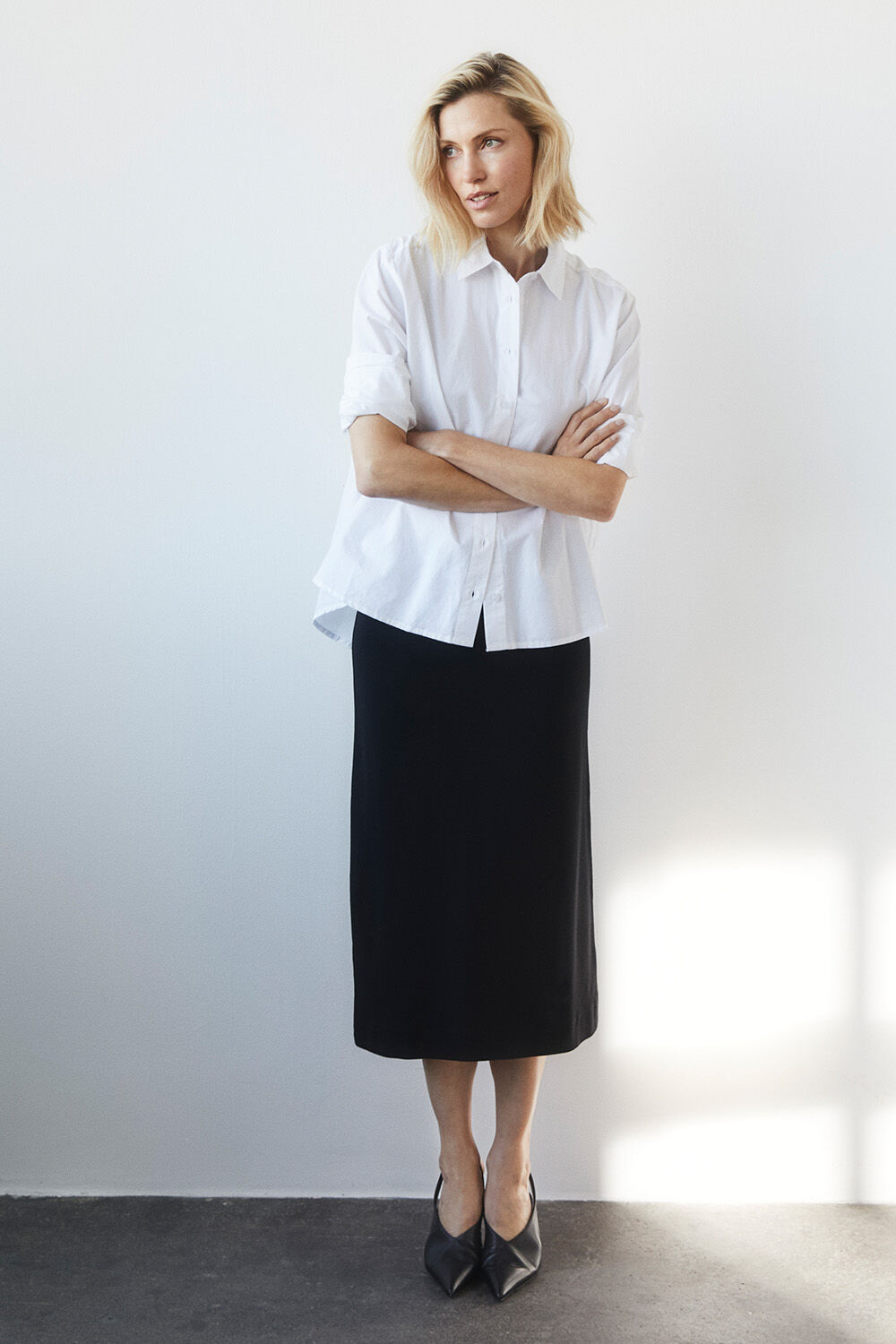 Imma Shirt - White, Seuloa JERSEY Skirt - Black