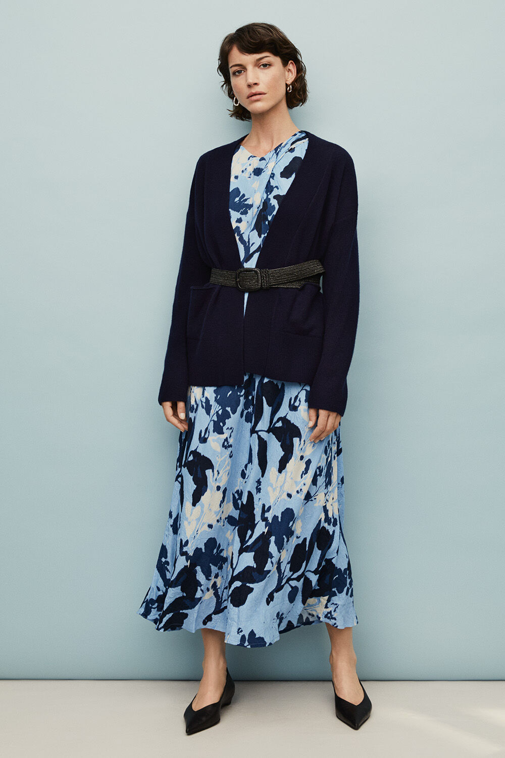 Navienna Dress - Placid Blue, Lunanja Wool Cardigan - Navy Blazer, Renitha Earring - Silver, Rivula Belt - Black